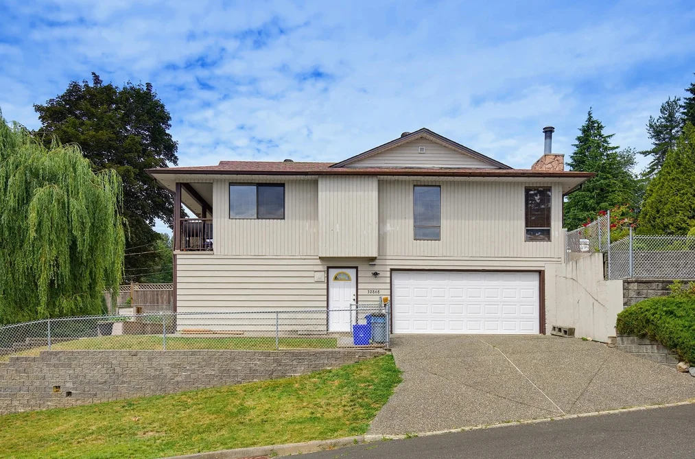32868 ORCHID CRESCENT, Mission, BC — Residential for Sale - Photo 2