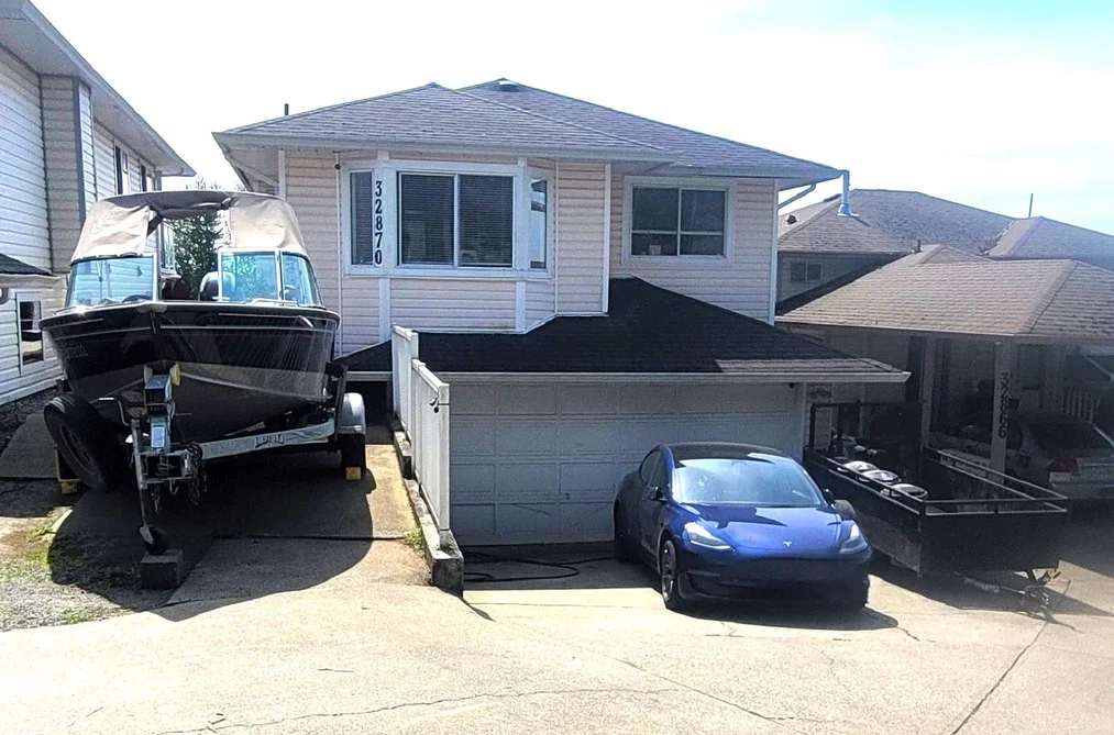 House for sale at 32870 1 Avenue Mission British Columbia - MLS: R3118146