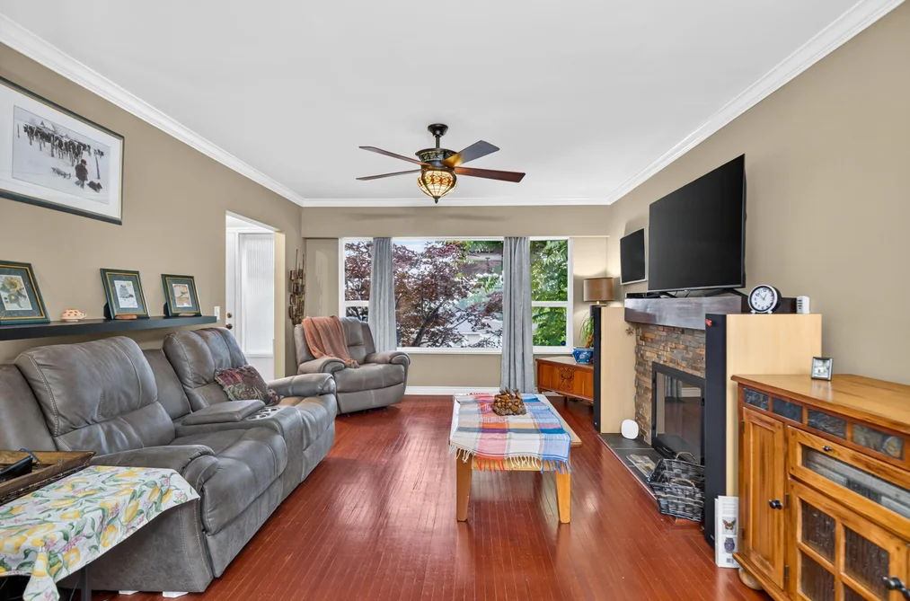 32877 10TH AVENUE, Mission, BC — Residential for Sale — Photo 9 of 38