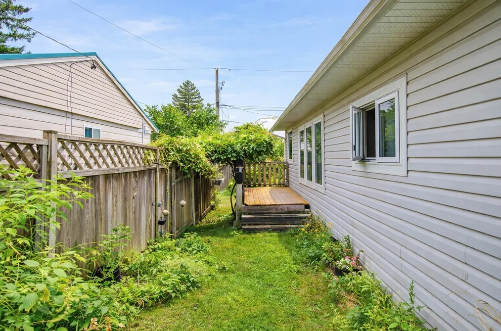 32881 1ST AVENUE, Mission BC V2V 1E8, Mission BC — Residential for Sale - Photo 4