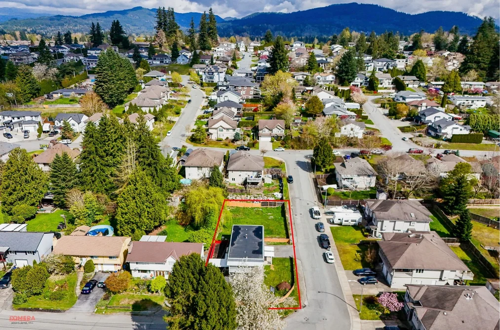 32891 BAKERVIEW AVENUE, Mission BC V2V 2P8, Mission BC — Residential for Sale - Photo 2