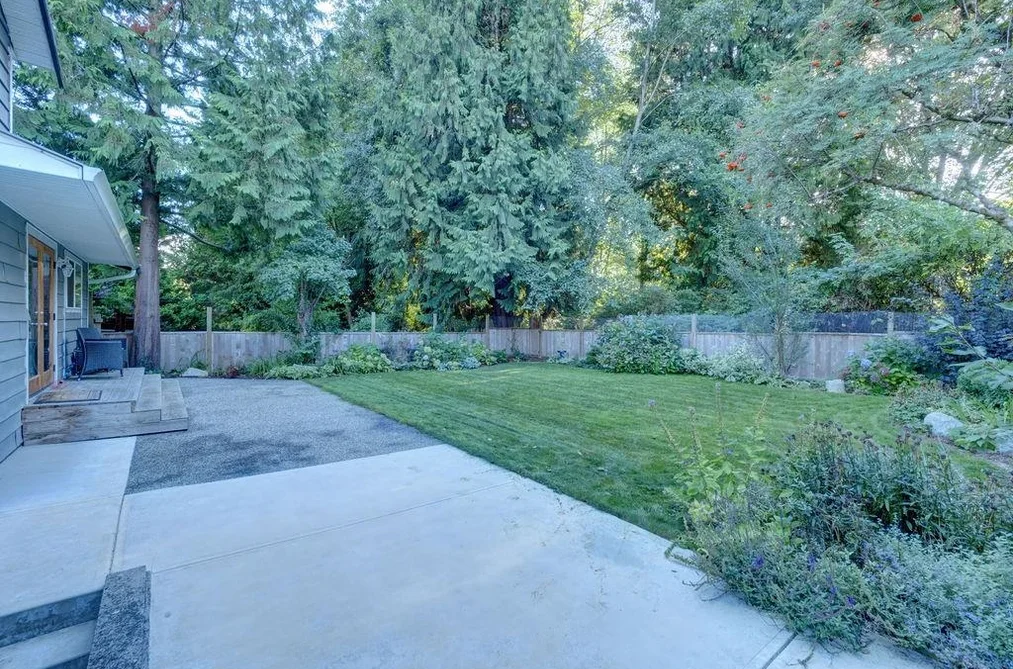329 BURNS ROAD, Gibsons BC V0N 1V8, Gibsons BC — Residential for Sale - Photo 6