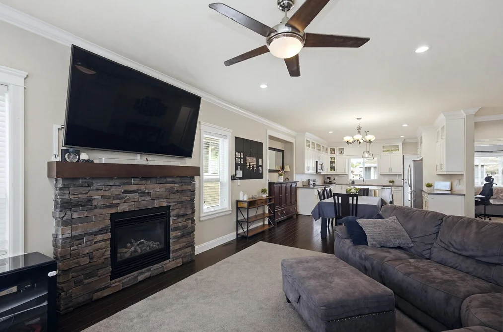 32901 SYLVIA AVENUE, Mission BC V2V 0C9, Mission BC — Residential for Sale - Photo 7