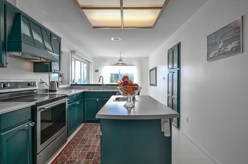 32948 10TH AVENUE, Mission BC V2V 2K3, Mission BC — Residential for Sale - Photo 5