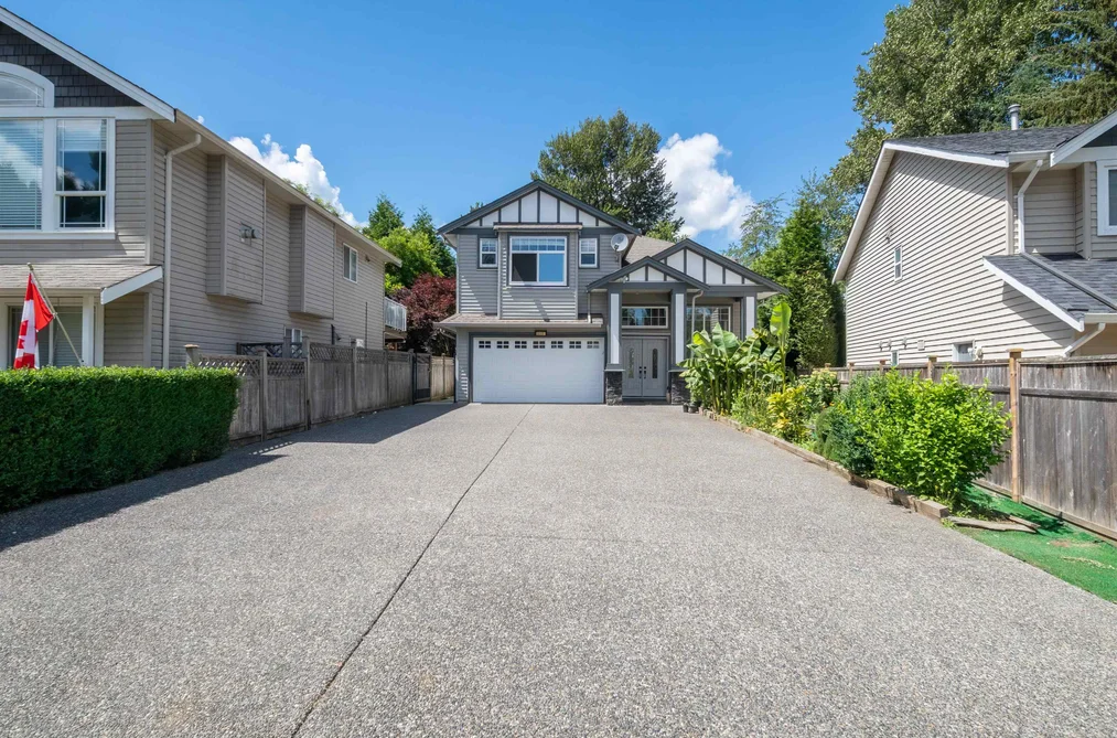 3295 273 STREET, Langley BC V4W 3H9, Langley BC — Residential for Sale — Photo 2 of 40