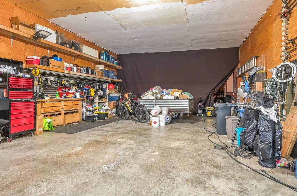 32955 DEWDNEY TRUNK ROAD, Mission BC V2V 6X6, Mission BC — Residential for Sale — Photo 34 of 39