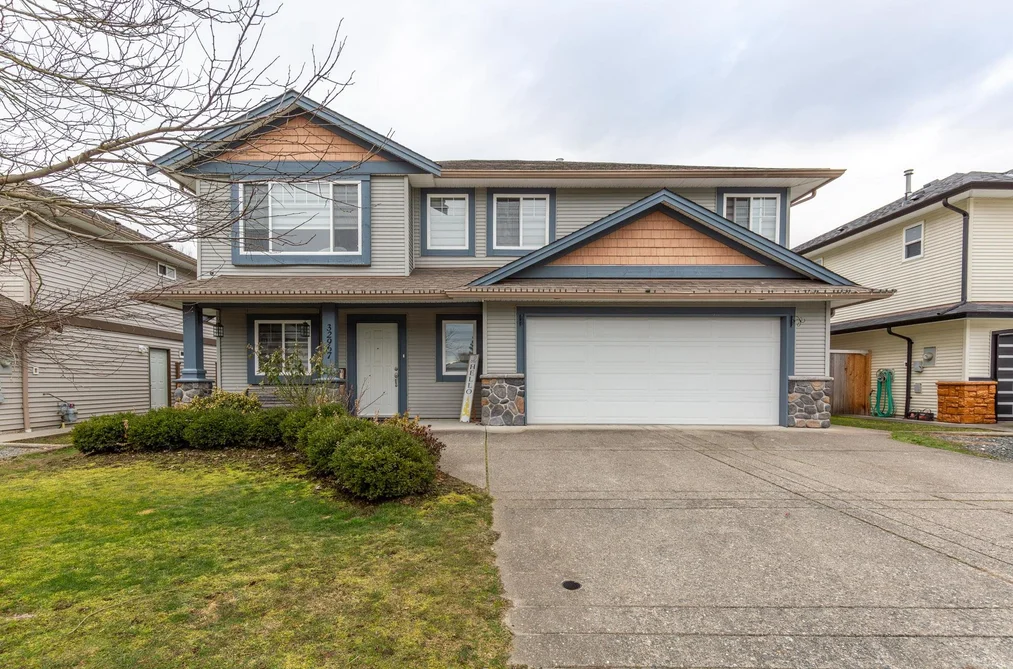 House for sale at 32967 Egglestone Avenue Mission British Columbia - MLS: R3092441