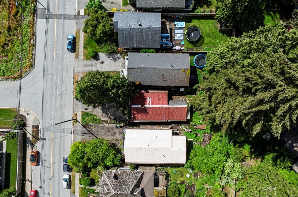 3297 FROMME ROAD, North Vancouver BC V7K 2E1, North Vancouver BC — Residential for Sale - Photo 2
