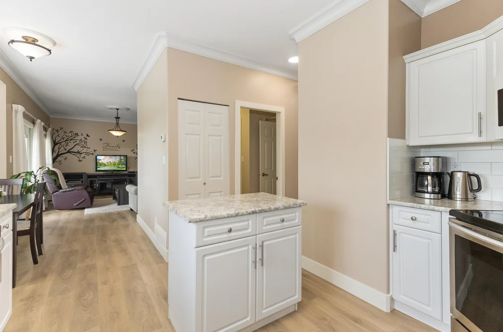 3297 MCKINLEY DRIVE, Abbotsford BC V2S 8M8, Abbotsford BC — Residential for Sale - Photo 4