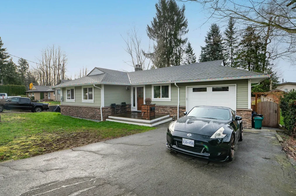 House for sale at 32972 Arbutus Avenue Mission British Columbia - MLS: R3098071