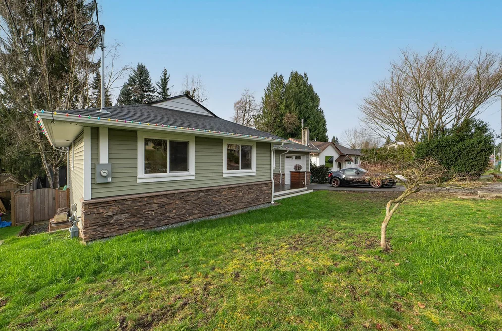 32972 ARBUTUS AVENUE, Mission BC V2V 2R8, Mission BC — Residential for Sale - Photo 2