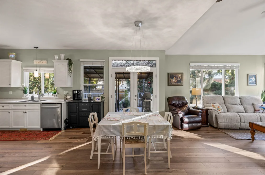 32976 HAWTHORNE AVENUE, Mission BC V2V 7C3, Mission BC — Residential for Sale - Photo 3