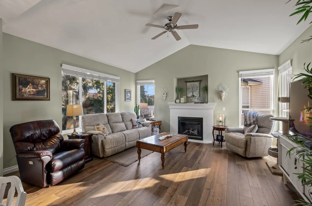 32976 HAWTHORNE AVENUE, Mission BC V2V 7C3, Mission BC — Residential for Sale - Photo 4