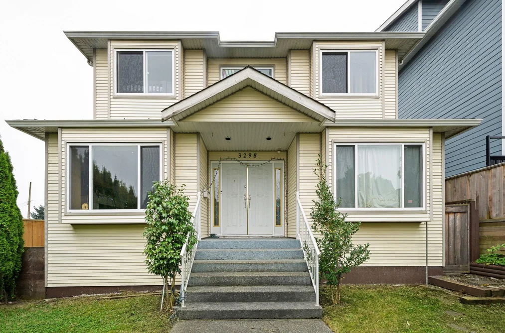 House for sale at 3298 E 2nd Avenue Vancouver British Columbia - MLS: R3127168