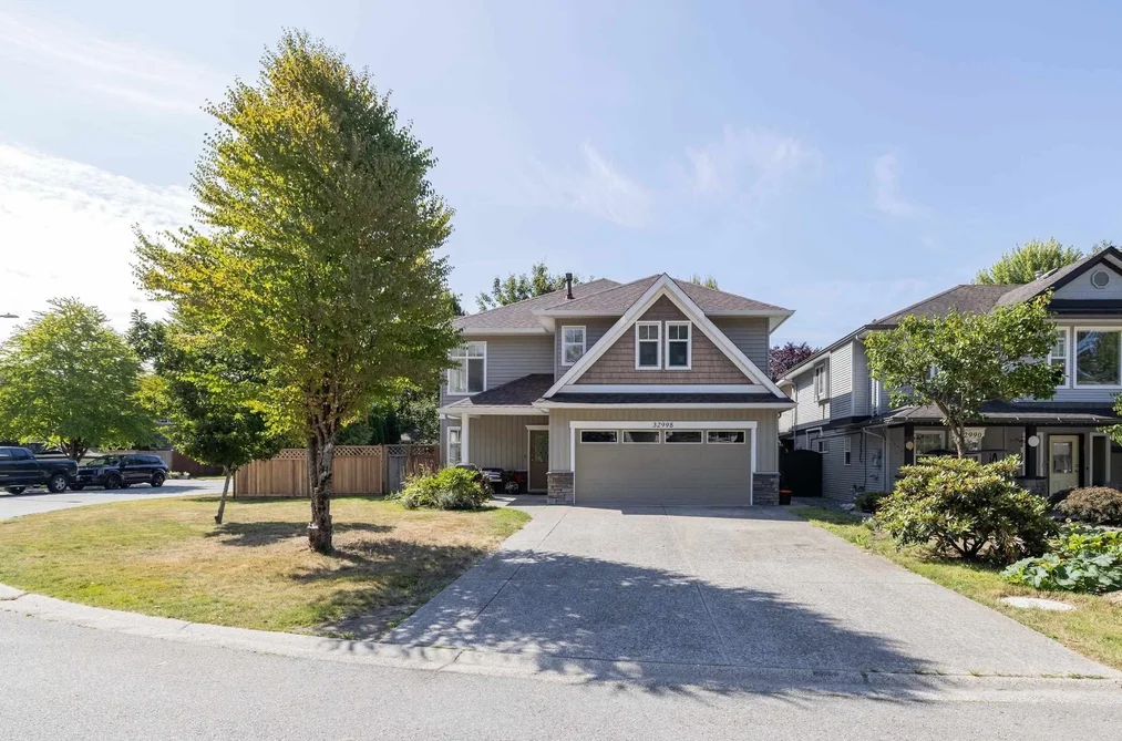 House for sale at 32998 Boothby Avenue Mission British Columbia - MLS: R3154033