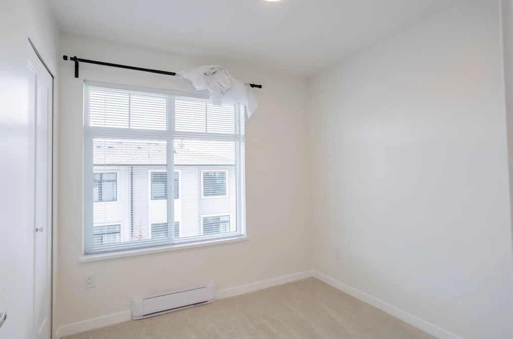 33-15235 Sitka Drive, Surrey, BC - Townhouse for Sale - Photo 13 of 30