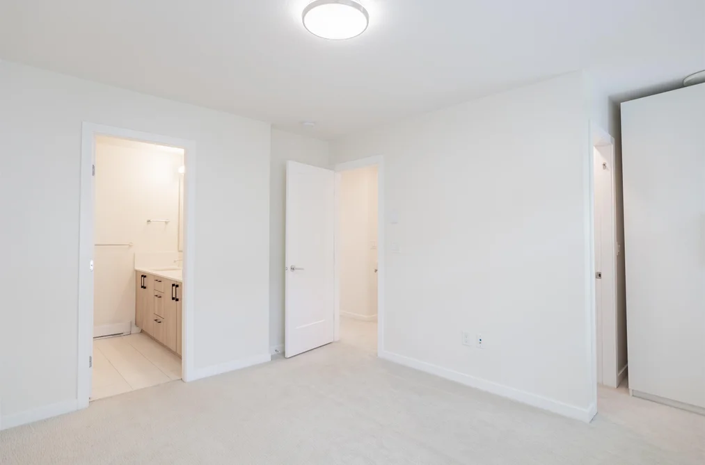 33-15235 Sitka Drive, Surrey, BC - Townhouse for Sale - Photo 17 of 30
