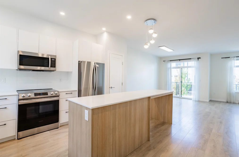 33-15235 Sitka Drive, Surrey, BC - Townhouse for Sale - Photo 4 of 30