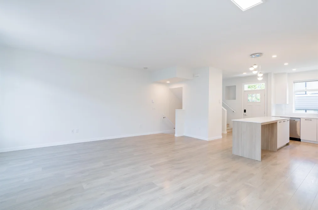 33-15235 Sitka Drive, Surrey, BC - Townhouse for Sale - Photo 9 of 30