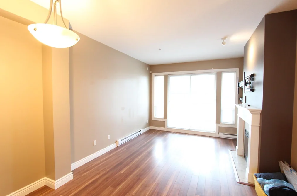 33 160 PEMBINA STREET, New Westminster BC V3M 0A3, New Westminster BC — Residential for Sale - Photo 2