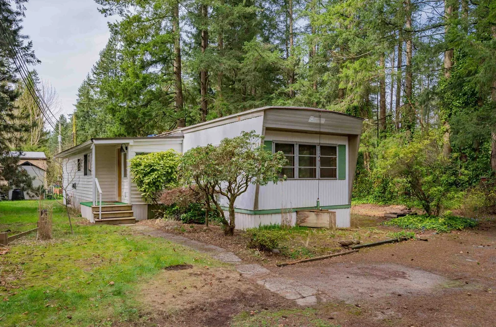 Manufactured Home for sale at 33 20071 24 Avenue Langley British Columbia - MLS: R3109616