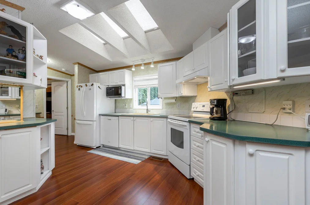 33 2035 MARTENS STREET, Abbotsford BC V2T 6M4, Abbotsford BC — Residential for Sale - Photo 4