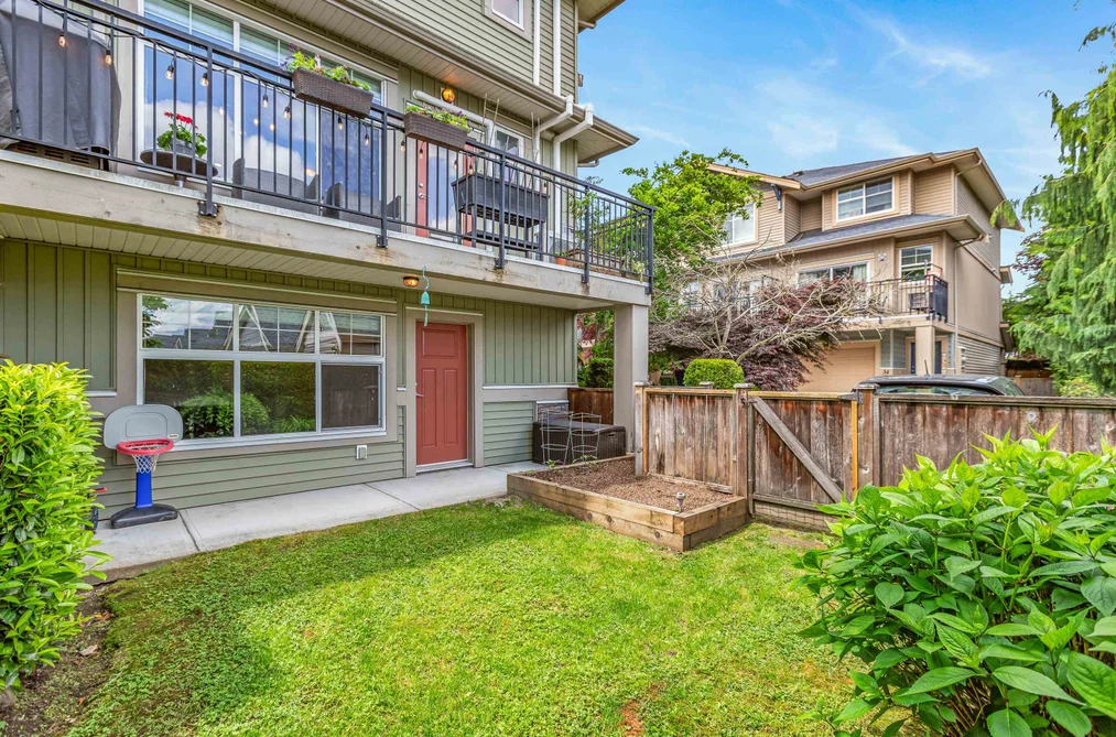 33 20966 77A AVENUE, Langley BC V2Y 0K9, Langley BC — Residential for Sale — Photo 35 of 40