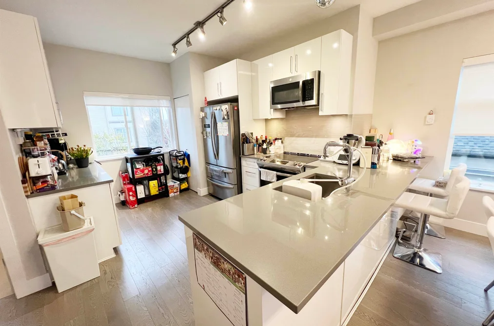 33 22600 GILLEY ROAD, Richmond BC V6V 1E4, Richmond BC — Residential for Sale - Photo 2