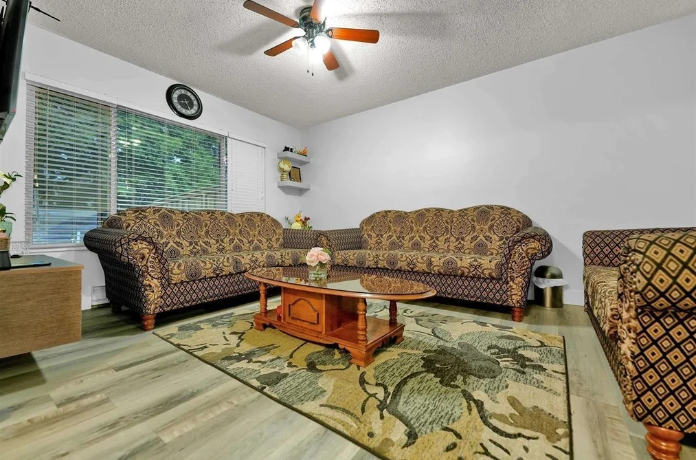 33 3075 TRETHEWEY STREET, Abbotsford BC V2T 3R4, Abbotsford BC — Residential for Sale - Photo 6