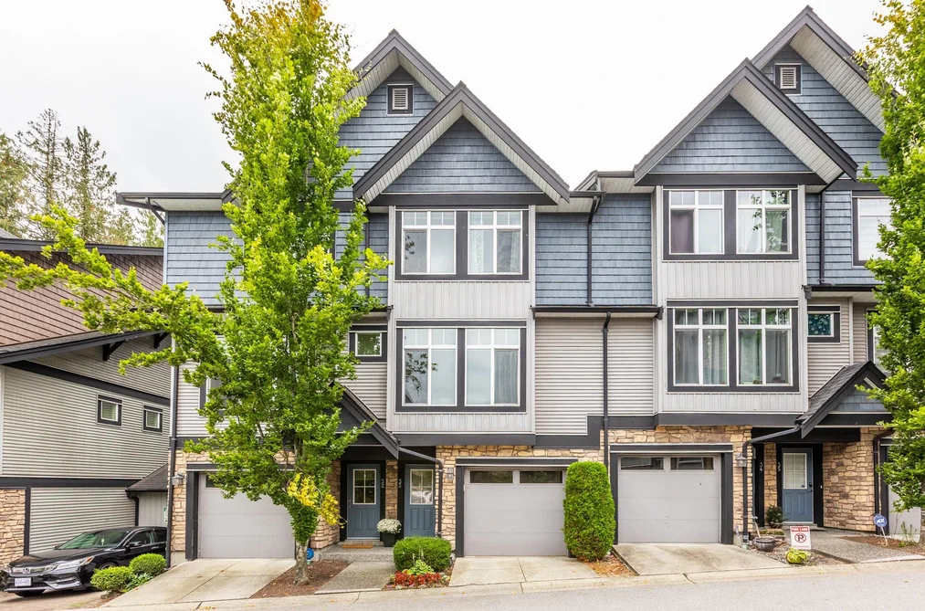 Townhouse for sale at 33 6299 144 Street Surrey British Columbia - MLS: R3164434