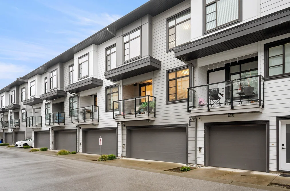 33 7127 193A STREET, Surrey BC V4N 6V9, Surrey BC — Residential for Sale - Photo 2