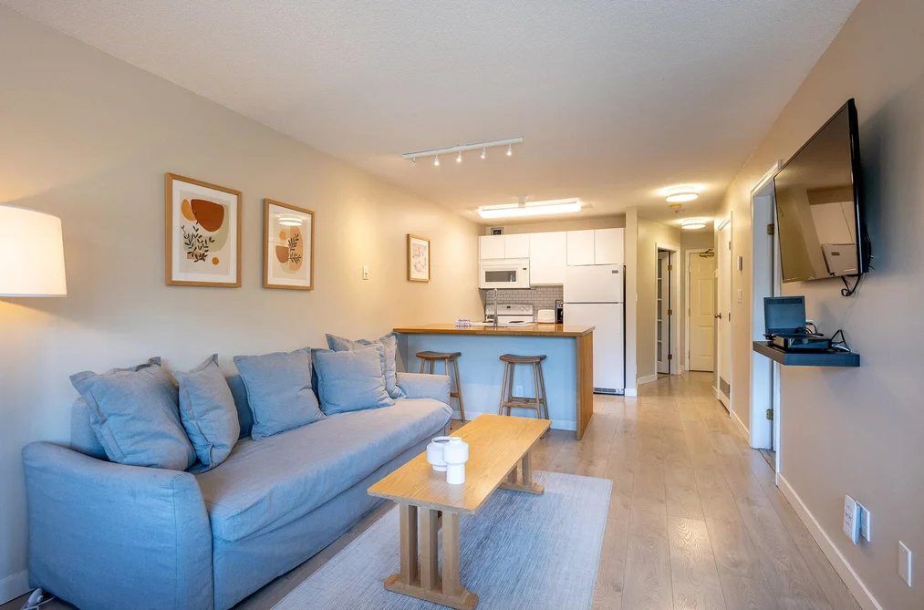 330 4350 LORIMER ROAD, Whistler BC V8E 0A5, Whistler BC — Residential for Sale — Photo 3 of 17