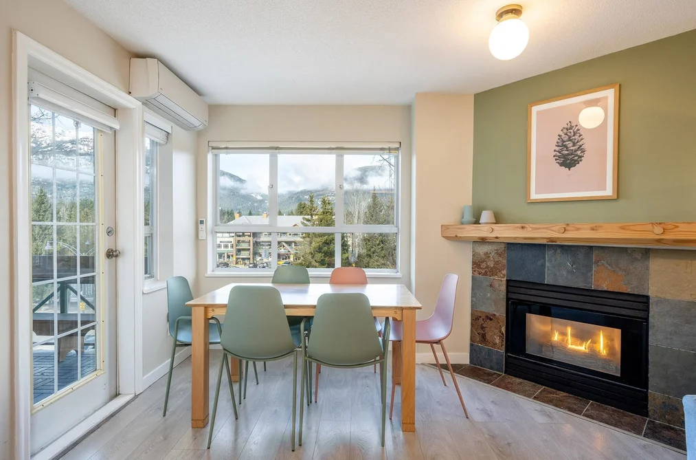 330 4350 LORIMER ROAD, Whistler BC V8E 0A5, Whistler BC — Residential for Sale — Photo 4 of 17