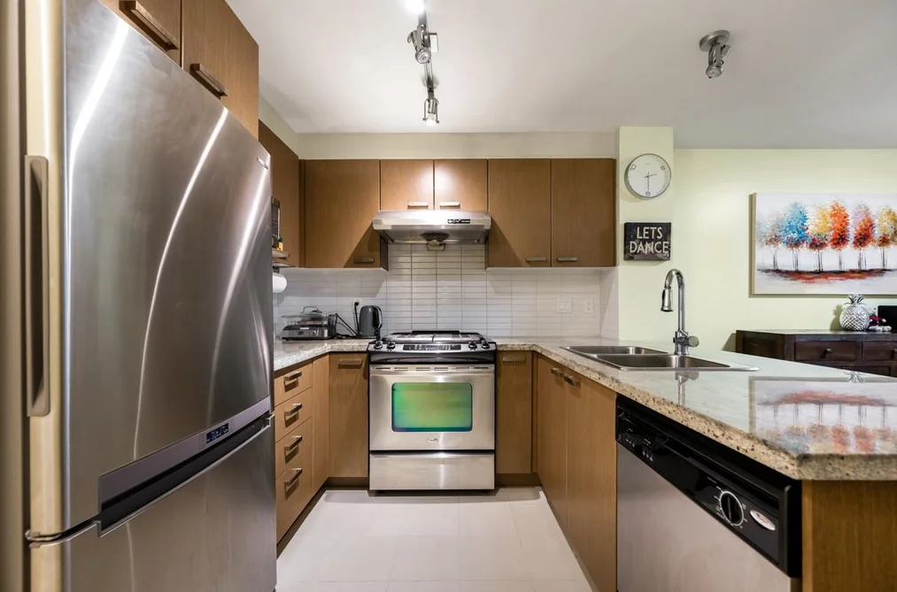 330 9500 ODLIN ROAD, Richmond BC V6X 1C9, Richmond BC — Residential for Sale - Photo 4