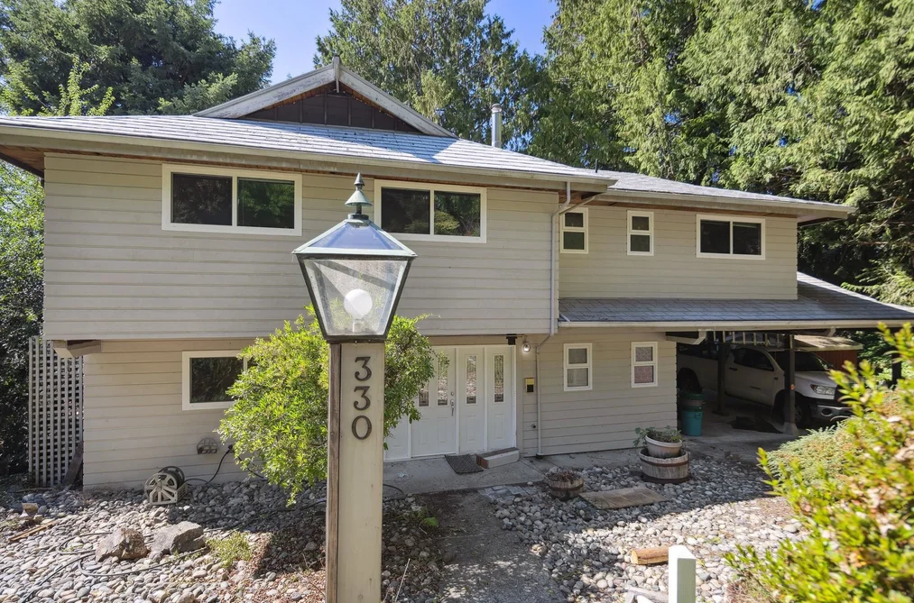 330 BAYVIEW ROAD, Lions Bay BC V0N 2E0, Lions Bay BC — Residential for Sale - Photo 4