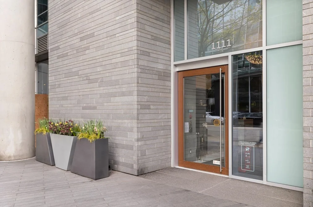 3302 1111 ALBERNI STREET, Vancouver BC V6E 4V2, Vancouver BC — Residential for Sale - Photo 2