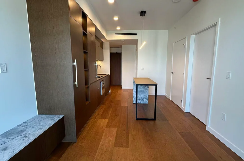 3302 - 1277 Hornby Street, Vancouver, BC - MLS: R3180098 - Photo 4 3302 - 1277 Hornby Street, Vancouver, BC - MLS: R3180098 - Photo 4