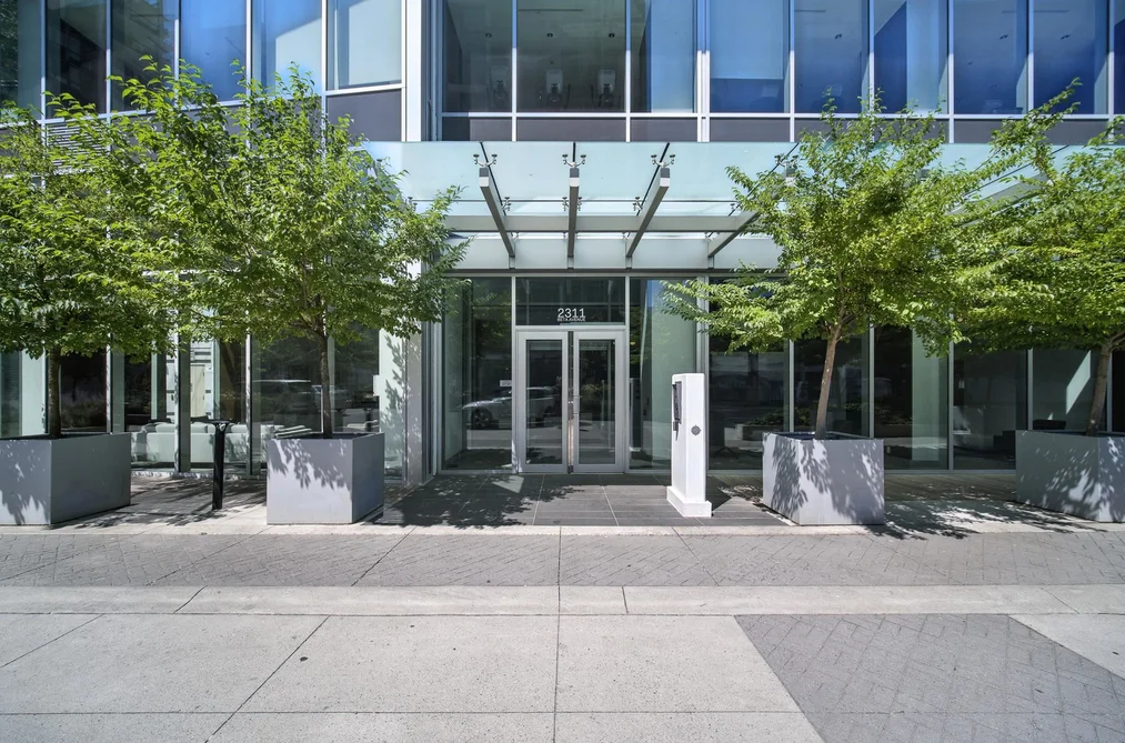 3302 2311 BETA AVENUE, Burnaby BC V5C 0M1, Burnaby BC — Residential for Sale - Photo 2