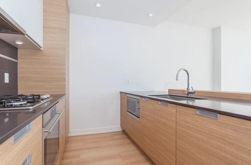 3302 4688 KINGSWAY, Burnaby BC V5H 0E9, Burnaby BC — Residential for Sale - Photo 2