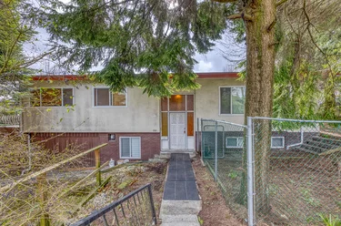 3302 E 5th Ave, Vancouver, BC - MLS: R3147604