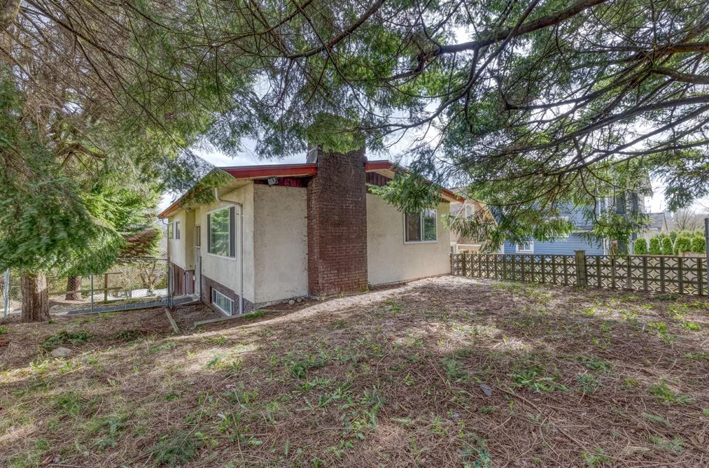 3302 E 5TH AVENUE, Vancouver BC V5M 1P4, Vancouver BC — Residential for Sale - Photo 2