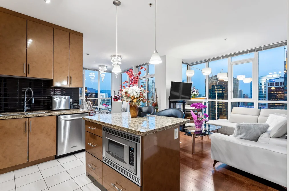 3303 1189 MELVILLE STREET, Vancouver BC V6E 4T8, Vancouver BC — Residential for Sale - Photo 2