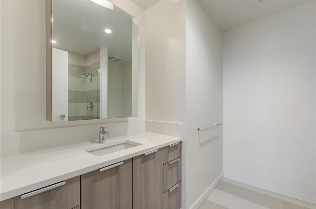 3303 13308 CENTRAL AVENUE, Surrey BC V3T 0M4, Surrey BC — Residential for Sale — Photo 14 of 21