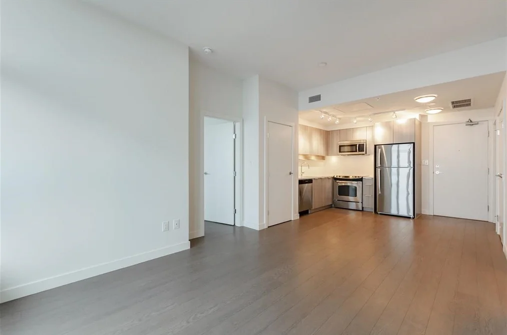 3303 13308 CENTRAL AVENUE, Surrey BC V3T 0M4, Surrey BC — Residential for Sale — Photo 7 of 21