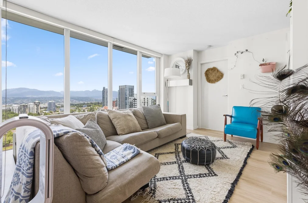 Condo for sale at 3303 13325 102a Avenue Surrey British Columbia - MLS: R3136038