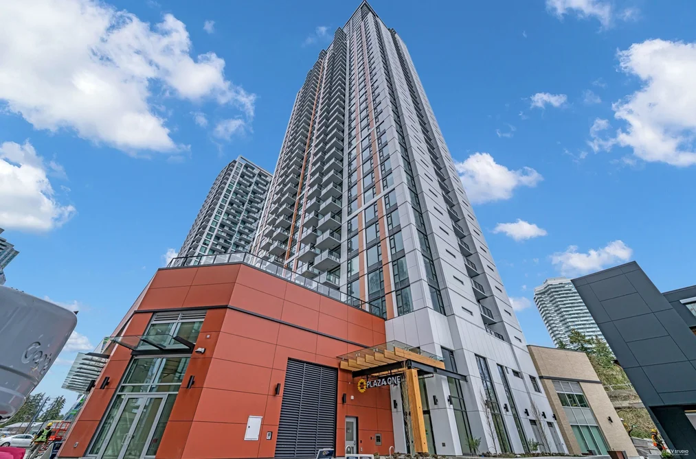 13725 George Junction Unit 3303, Surrey, BC - MLS: R3170830