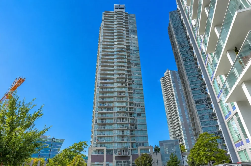 3303 9981 WHALLEY BOULEVARD, Surrey BC V3T 0G6, Surrey BC — Residential for Sale - Photo 3