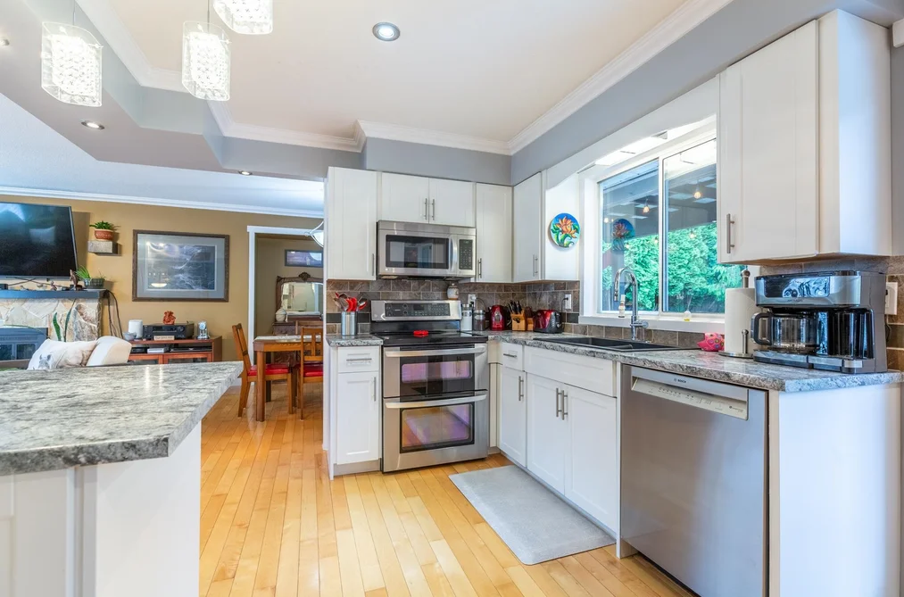 33039 MALAHAT PLACE, Abbotsford, BC — Residential for Sale — Photo 15 of 40