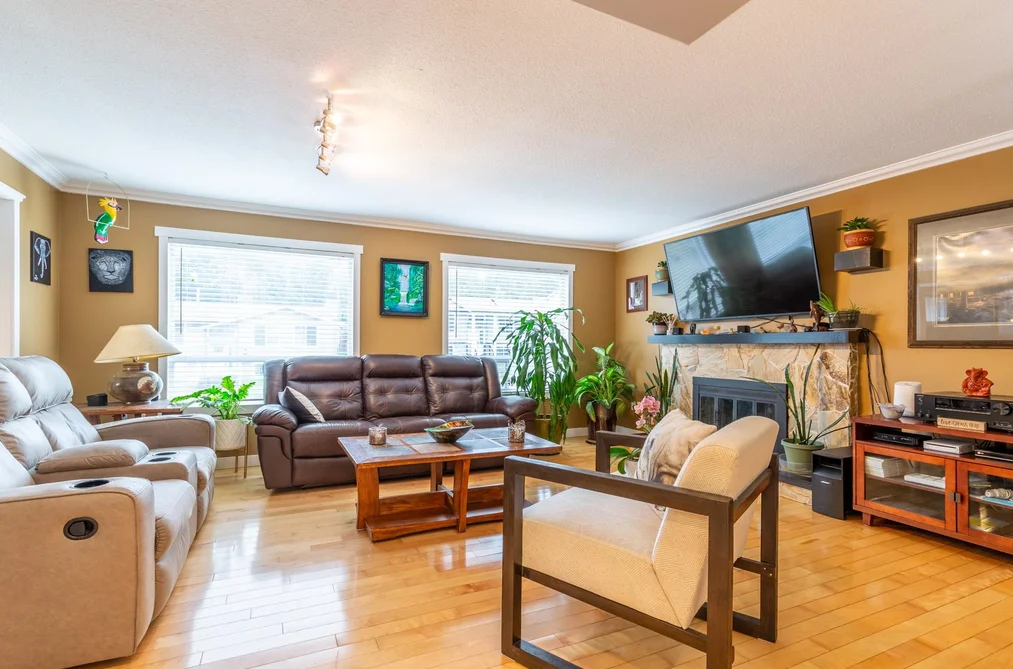 33039 MALAHAT PLACE, Abbotsford, BC — Residential for Sale — Photo 6 of 40