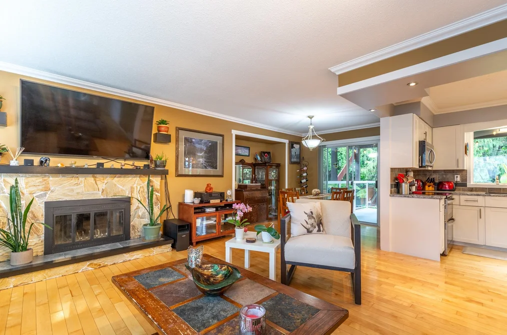 33039 MALAHAT PLACE, Abbotsford, BC — Residential for Sale — Photo 7 of 40